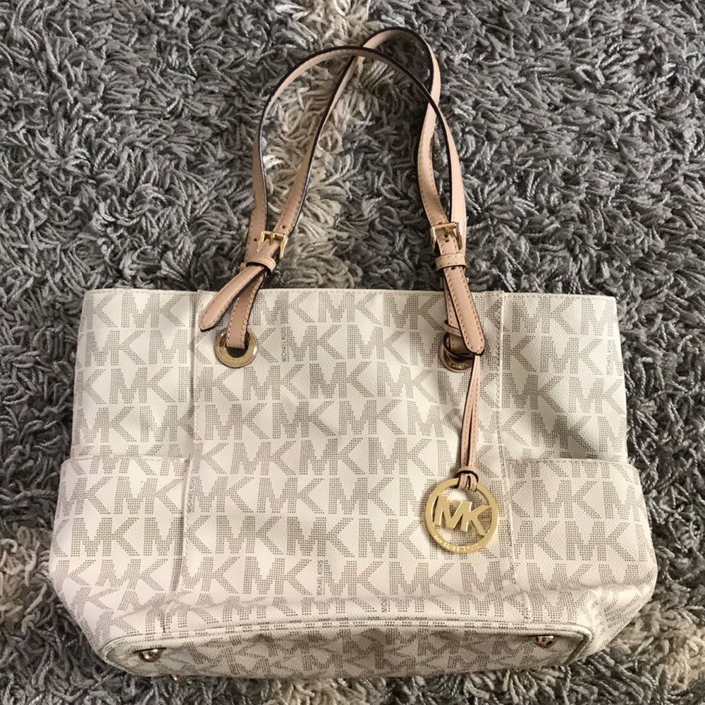 Michael Kors Medium Leather Charlotte Logo Bag
